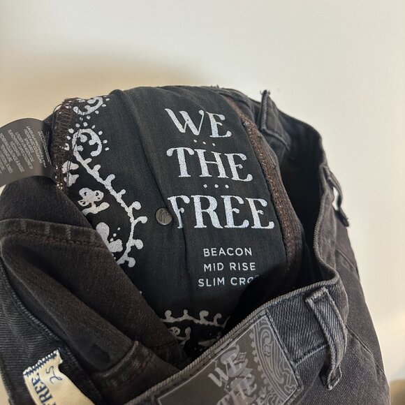 FREE PEOPLE Beacon Mid-Rise Slim Crop Jeans in Black Quartz Size US 25 - Picture 11 of 11